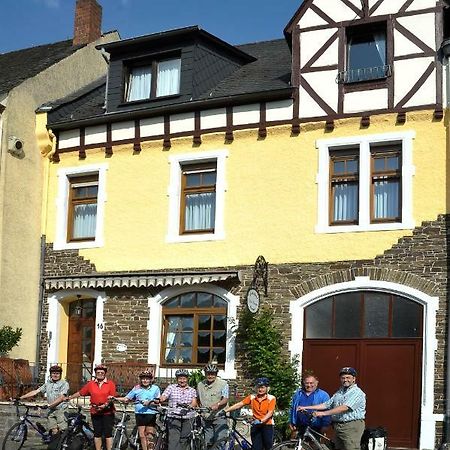 Ferienhaus Erich Bremm Mit Moselblick Neef Kültér fotó